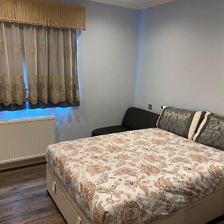 Ruislip Guest House 外观 照片