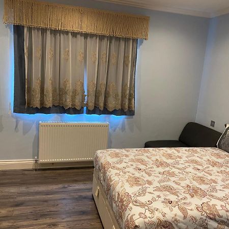 Ruislip Guest House 外观 照片