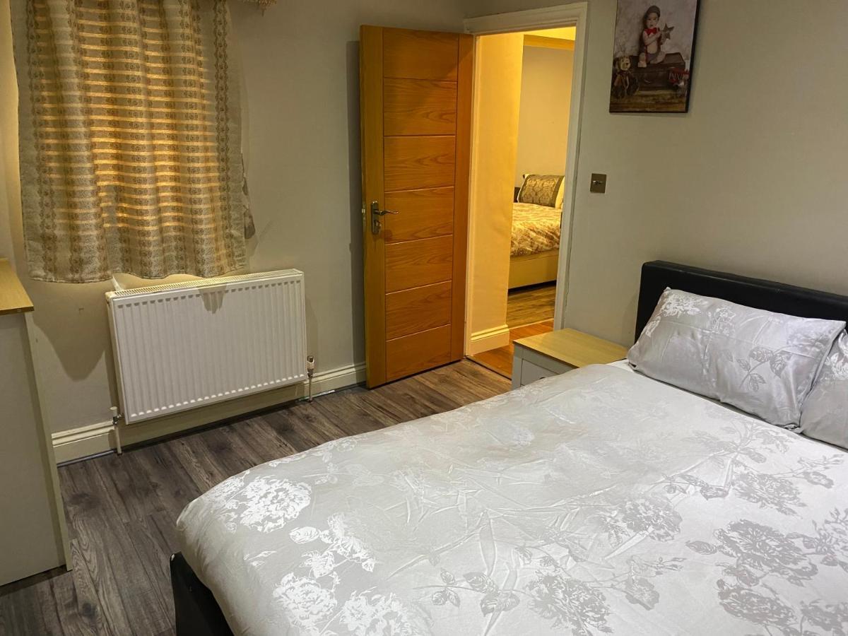 Ruislip Guest House 外观 照片
